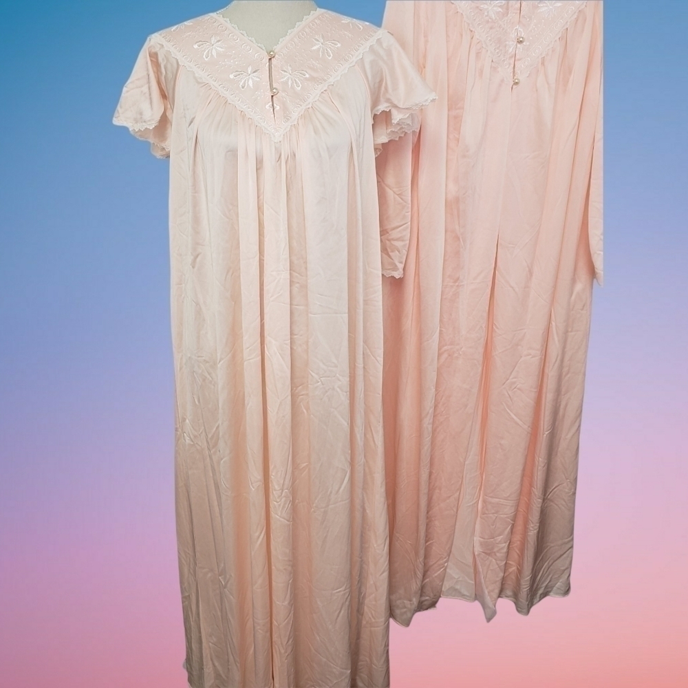 Vintage Shadowline Peignoir Gown & Robe Set M Blush Pink Nylon EUC Very Pretty